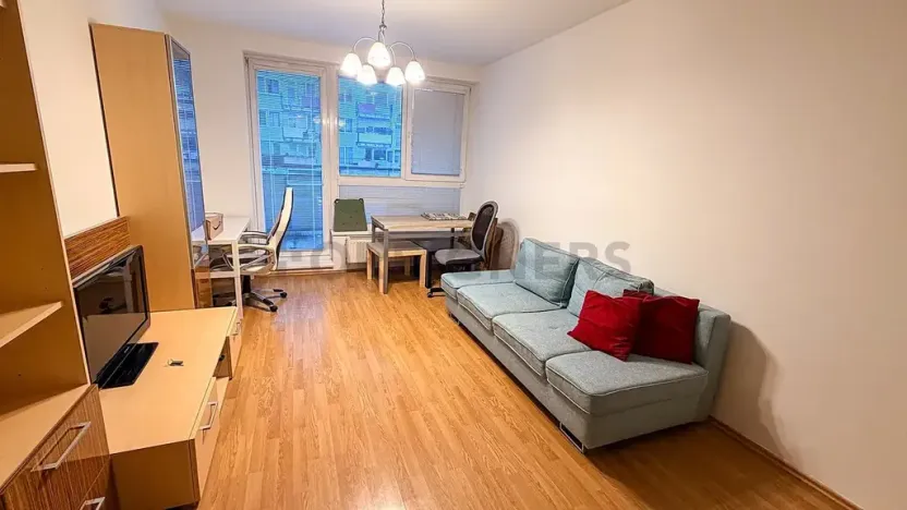 Pronájem bytu 2+kk, Praha - Vysočany, Podkovářská, 46 m2