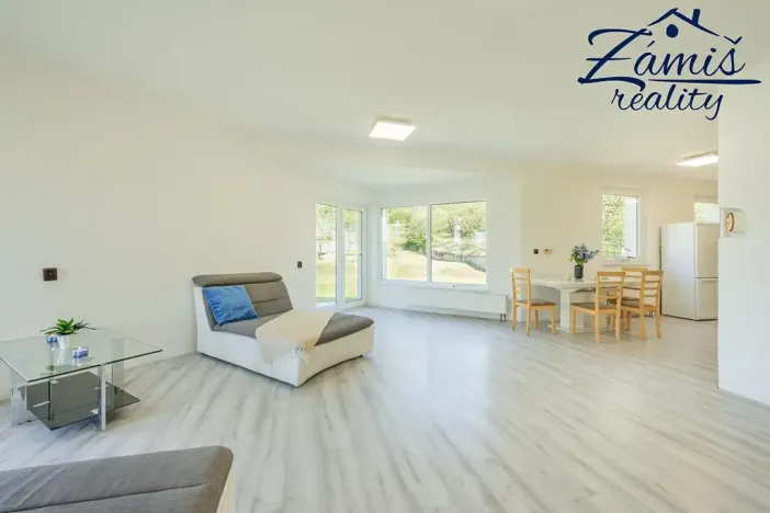 Prodej rodinného domu, Nespeky, Na Mělách, 278 m2