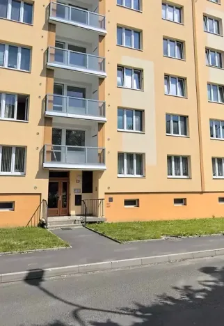 Prodej bytu 2+1, Chomutov, Zadní Vinohrady, 57 m2