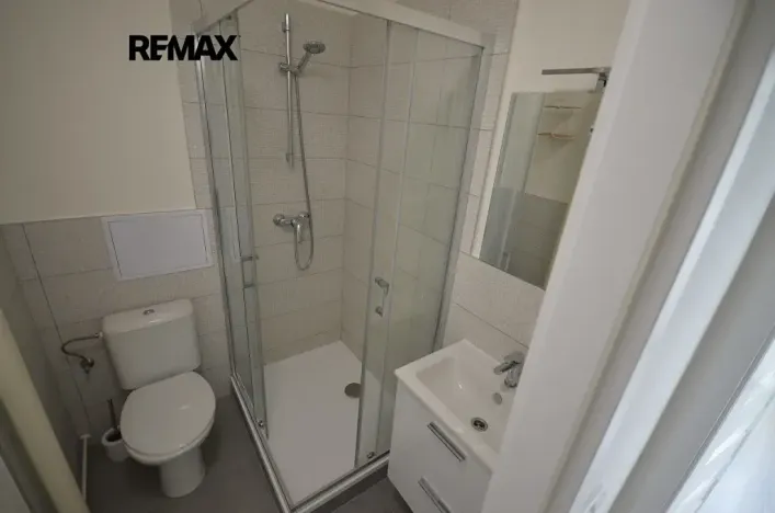 Pronájem bytu 1+1, Kladno, Sevastopolská, 28 m2