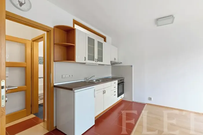 Pronájem bytu 2+kk, Praha - Kamýk, Cílkova, 41 m2