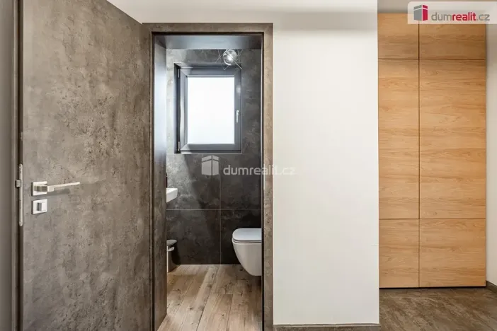 Prodej rodinného domu, Dolní Morava, 184 m2