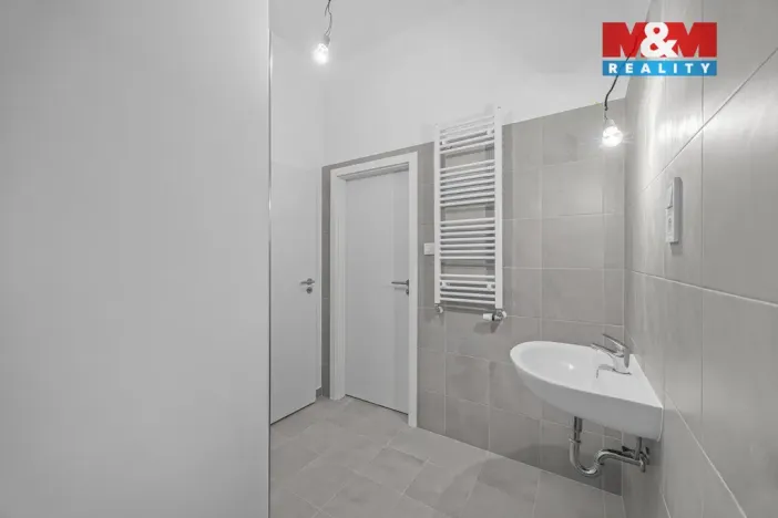 Prodej bytu 1+kk, Praha, 34 m2