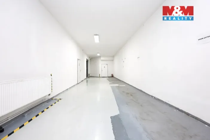 Pronájem skladu, Hlubočky, Fučíkova, 900 m2