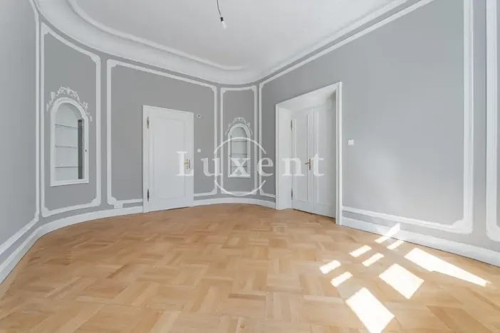 Prodej vily, Praha - Bubeneč, Heineho, 726 m2