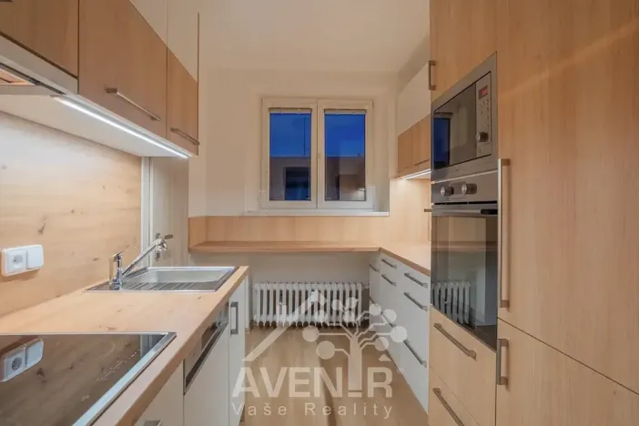 Pronájem bytu 3+1, Zlín, Benešovo nábřeží, 72 m2