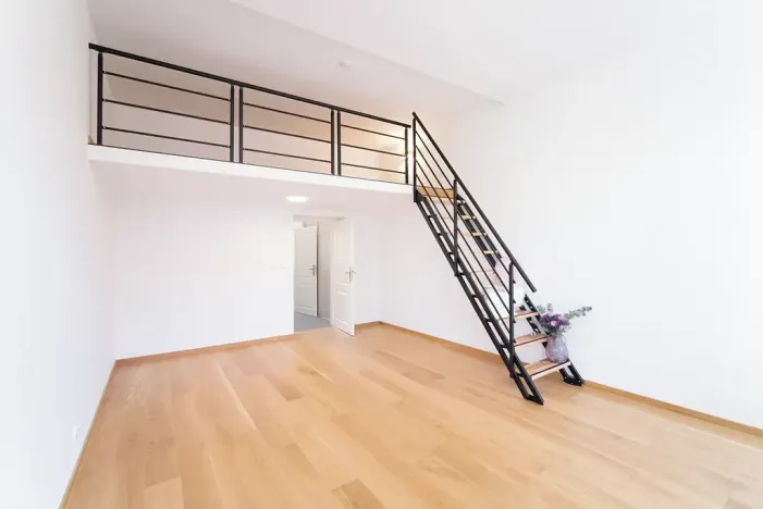 Pronájem bytu 1+1, Praha - Žižkov, Jeronýmova, 36 m2