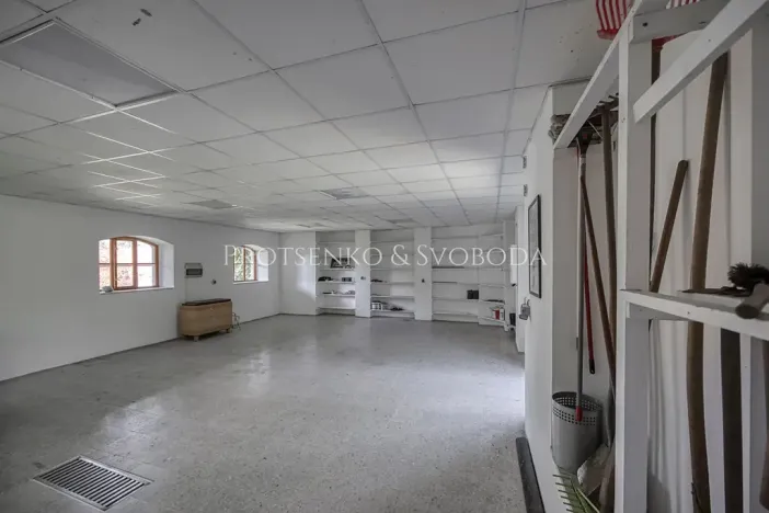 Prodej vily, Křižanov, Benešovo náměstí, 530 m2