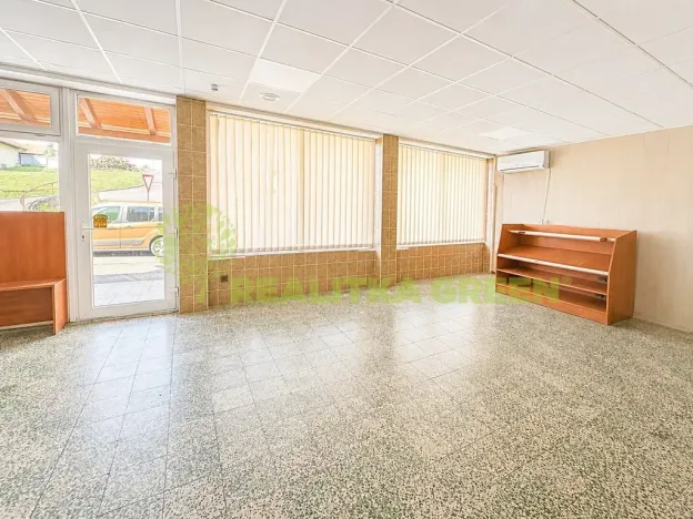 Prodej obchodního prostoru, Drnovice, 342 m2