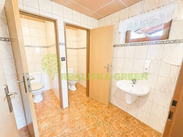 Prodej obchodního prostoru, Drnovice, 342 m2