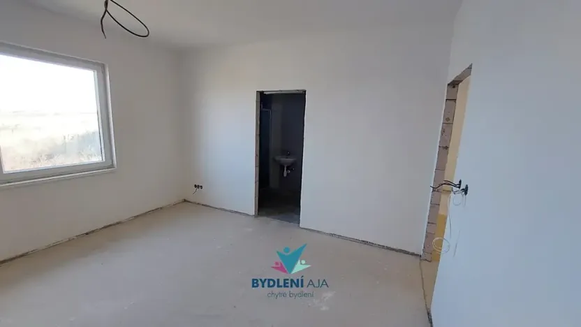 Prodej rodinného domu, Modlany, 160 m2