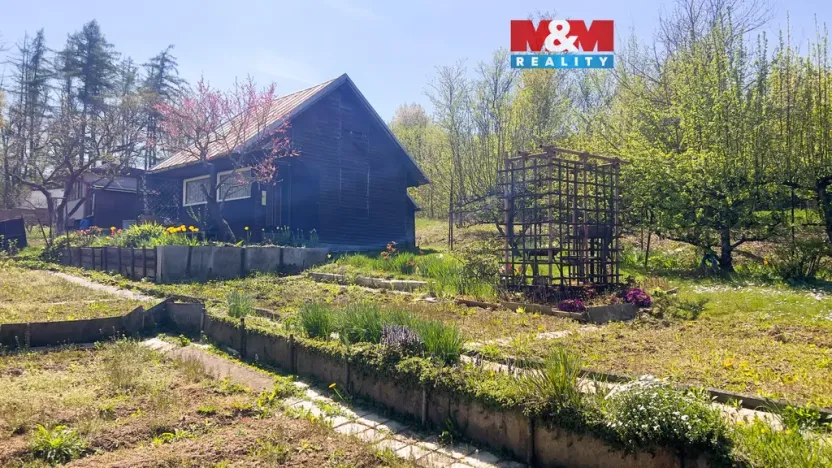 Prodej zahrady, Zlín - Malenovice, 337 m2