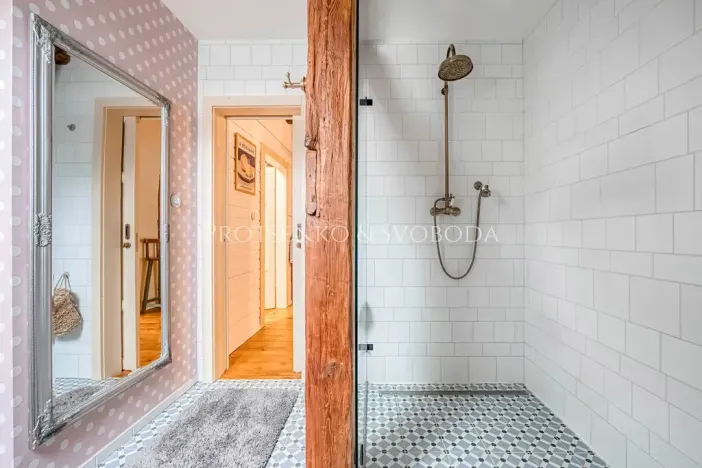 Prodej chalupy, Hluboká nad Vltavou, Ve Školkách, 351 m2