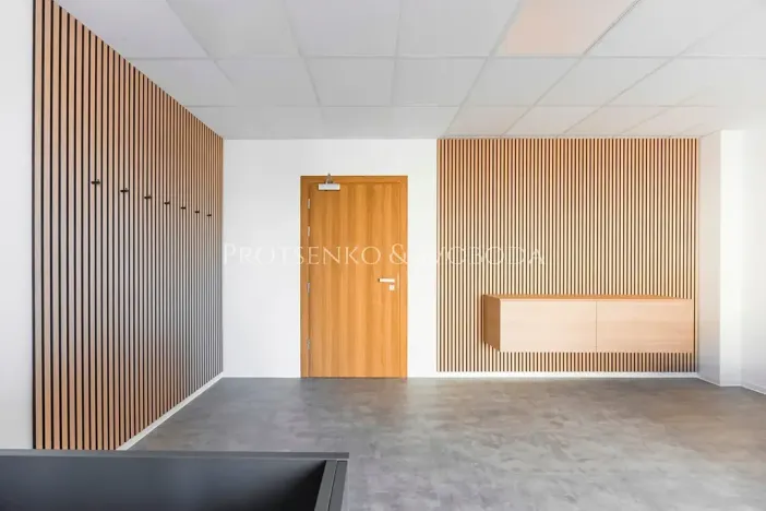 Pronájem kanceláře, Velká Bíteš, 270 m2