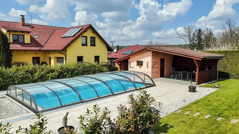 Prodej rodinného domu, Úsilné, 205 m2