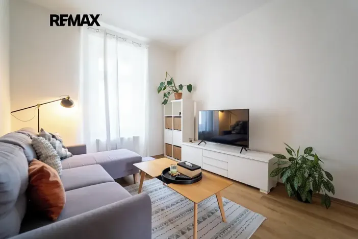 Prodej bytu 2+1, Praha - Karlín, Pernerova, 62 m2