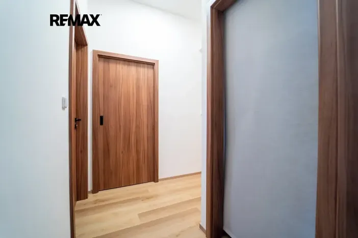 Prodej bytu 2+1, Praha - Karlín, Pernerova, 62 m2