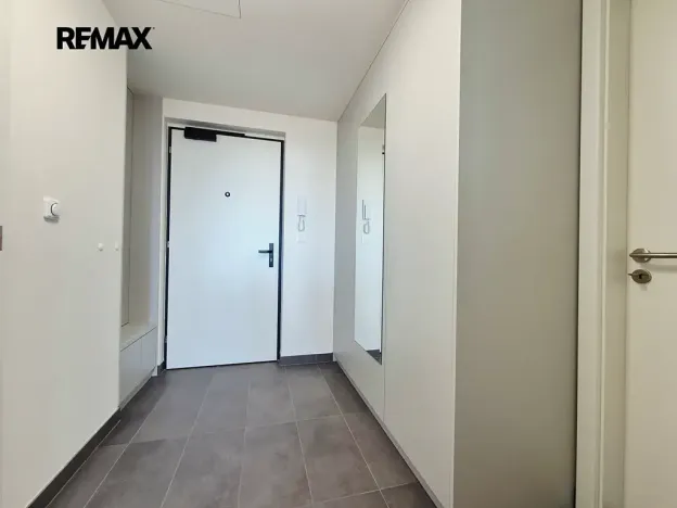 Pronájem bytu 2+kk, Praha - Kamýk, Zimova, 58 m2