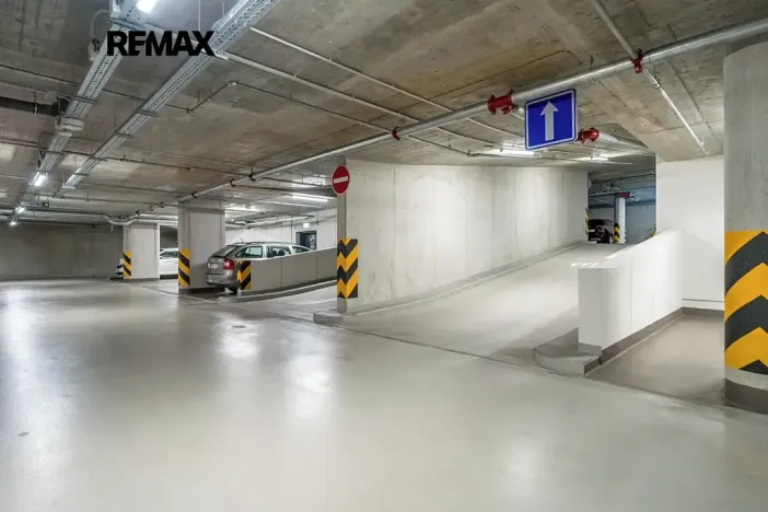 Pronájem bytu 2+kk, Praha - Kamýk, Zimova, 58 m2