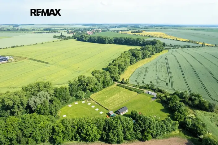 Prodej komerční nemovitosti, Chrášťany, 10917 m2