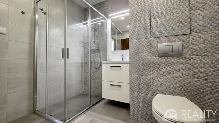 Prodej bytu 2+1, Praha - Dejvice, Krohova, 76 m2