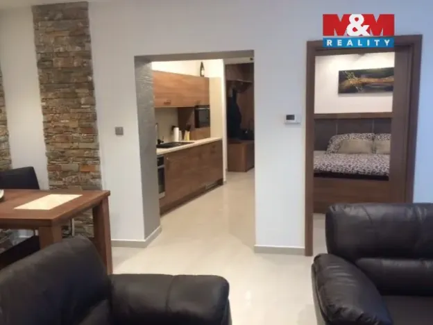 Pronájem bytu 2+kk, Ostrava, Kuršova, 50 m2