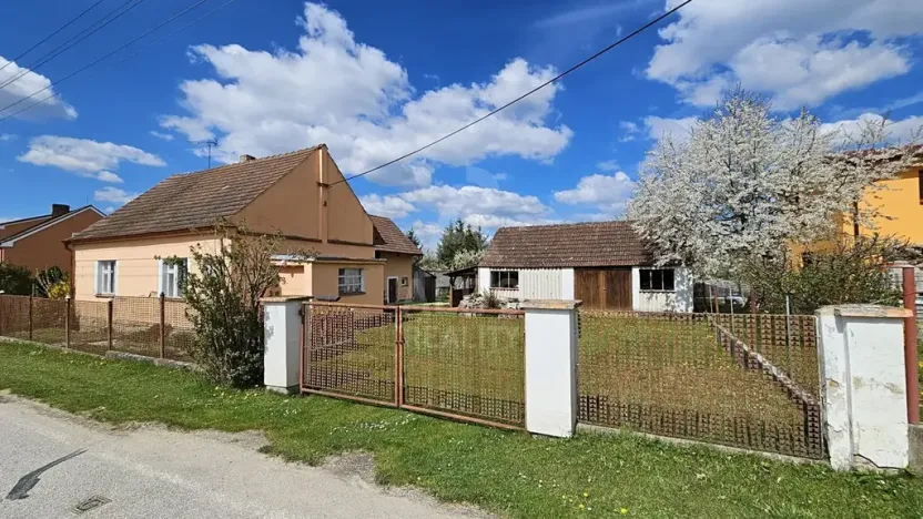Prodej rodinného domu, Trhové Sviny, 83 m2