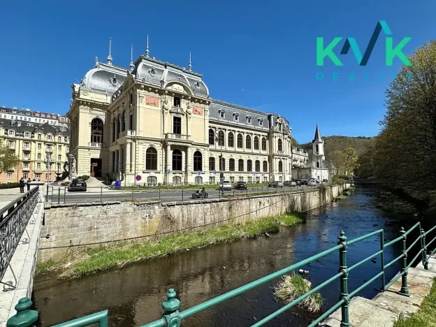 Prodej bytu 3+1, Karlovy Vary, Mariánskolázeňská, 69 m2