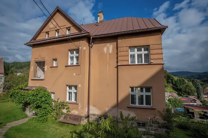 Prodej rodinného domu, Tanvald, Komenského, 600 m2