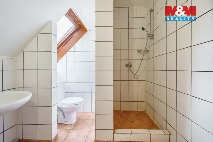 Prodej rodinného domu, Aš - Vernéřov, 357 m2