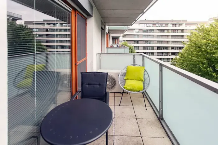 Pronájem bytu 2+kk, Praha - Karlín, Rohanské nábřeží, 59 m2