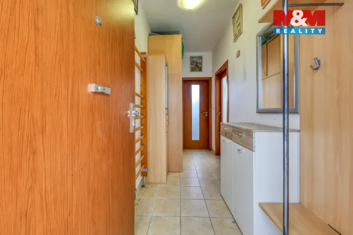 Prodej bytu 1+kk, Černošice, Komenského, 45 m2