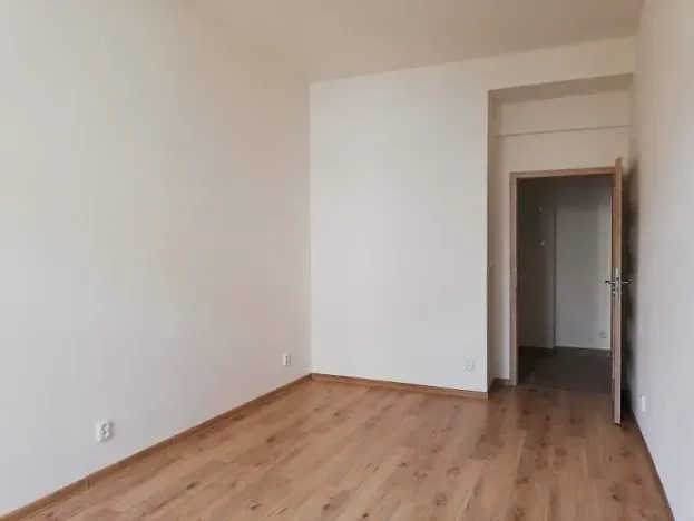 Pronájem bytu 2+kk, Praha - Vršovice, Finská, 42 m2