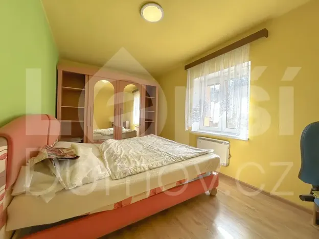 Prodej rodinného domu, Vlčice, 185 m2