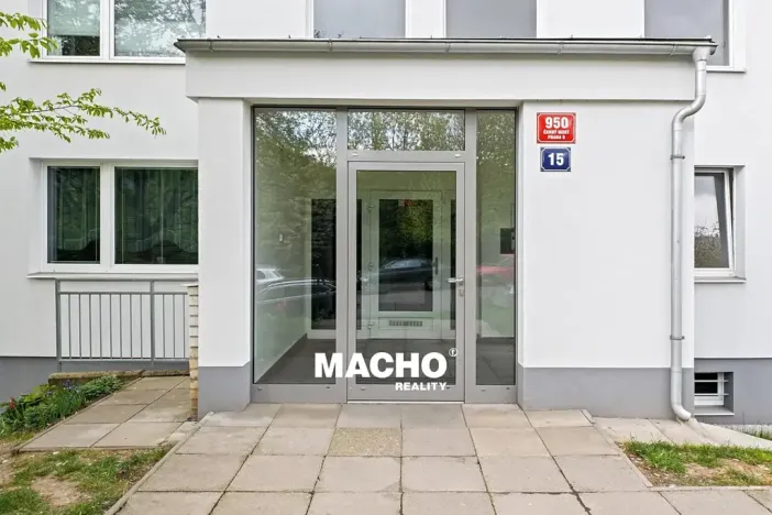 Prodej bytu 2+kk, Praha - Černý Most, Bryksova, 46 m2