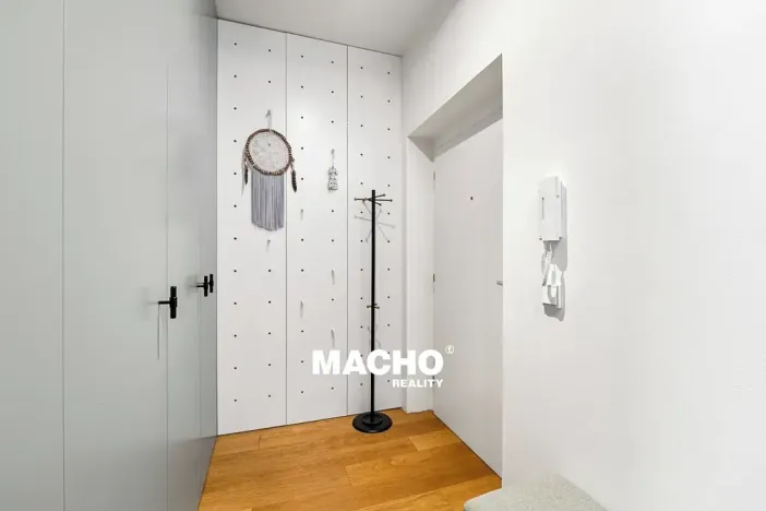 Pronájem bytu 2+kk, Řitka, Za Štěpnicí, 66 m2