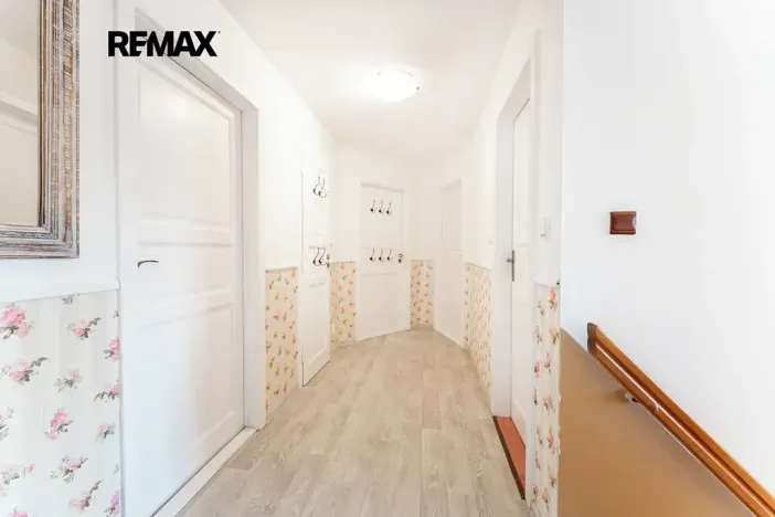 Prodej vícegeneračního domu, Předenice, 399 m2