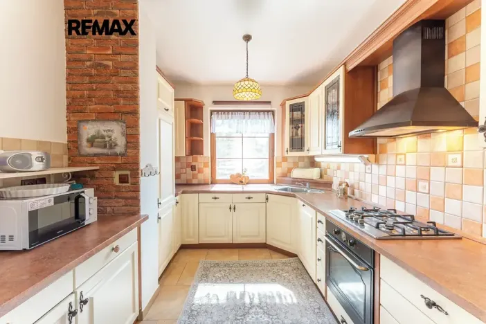 Prodej vícegeneračního domu, Předenice, 399 m2