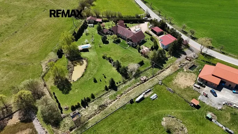 Prodej vícegeneračního domu, Předenice, 399 m2