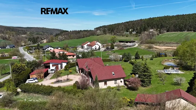 Prodej vícegeneračního domu, Předenice, 399 m2