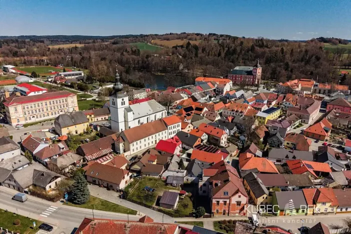 Prodej rodinného domu, Kamenice nad Lipou, Dobšova, 270 m2