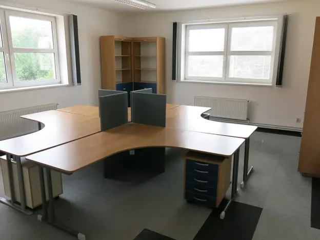 Pronájem skladu, Písek, K Lipám, 684 m2