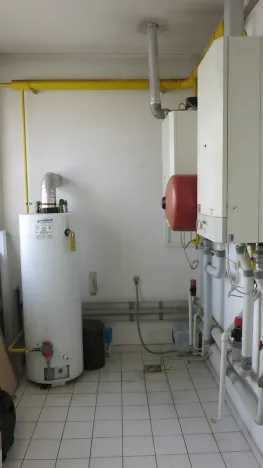 Pronájem skladu, Písek, K Lipám, 684 m2