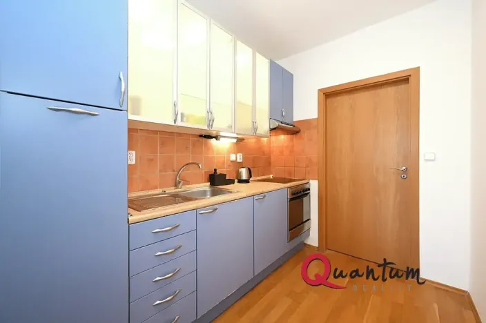 Pronájem bytu 2+kk, Praha - Troja, Velká skála, 50 m2