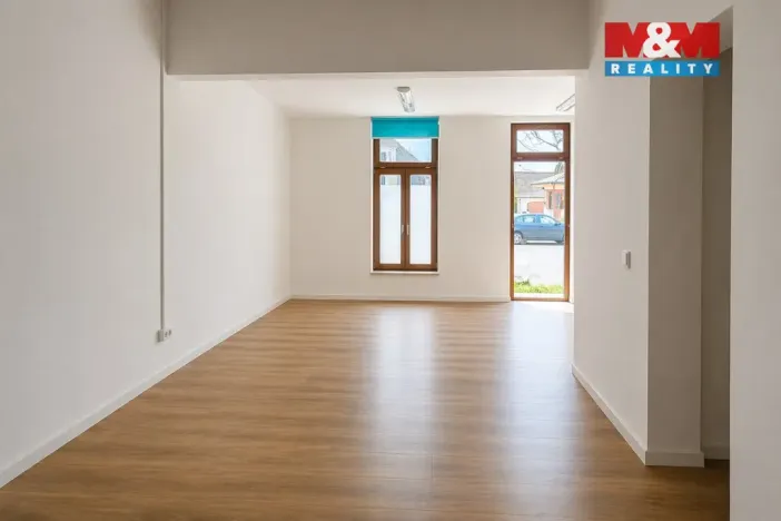 Prodej obchodního prostoru, Zruč nad Sázavou, náměstí MUDr. J. Svobody, 106 m2