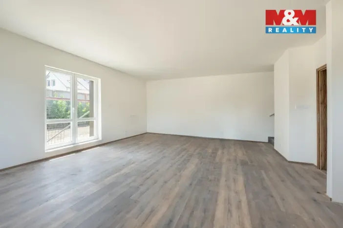 Prodej bytu 4+kk, Králův Dvůr, 97 m2