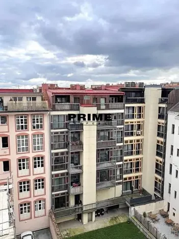 Pronájem bytu 3+1, Praha - Bubeneč, U akademie, 130 m2