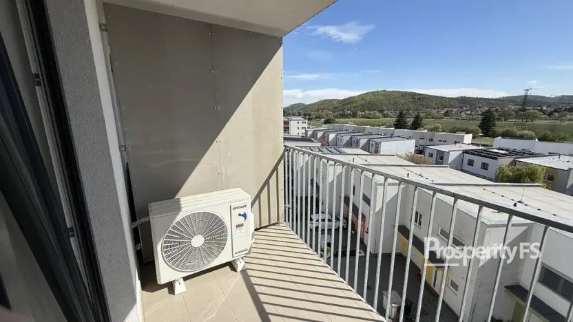 Pronájem bytu 2+kk, Rosice, Karla IV., 54 m2