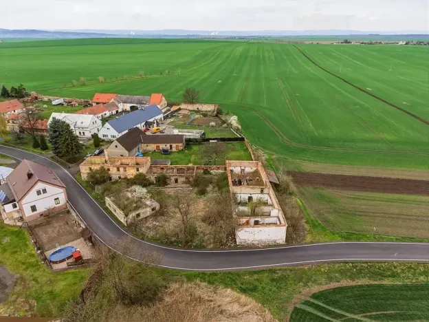 Prodej pozemku pro bydlení, Veliká Ves, 1921 m2