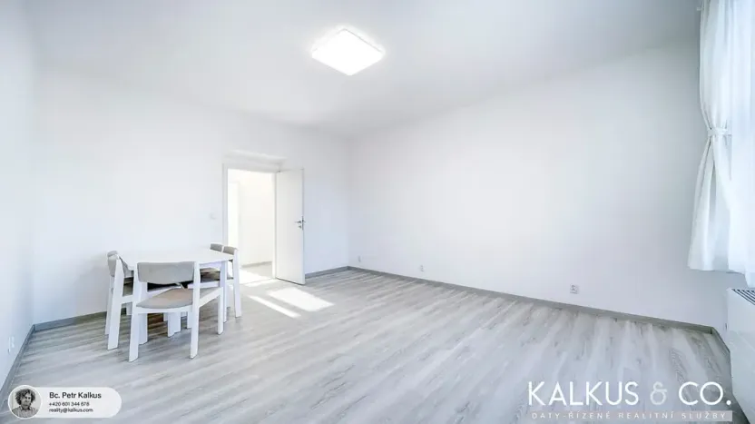 Pronájem bytu 2+kk, Hradec Králové, Střelecká, 58 m2